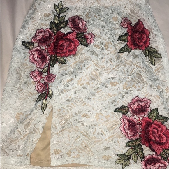 Two-Piece - Picture 4 of 4